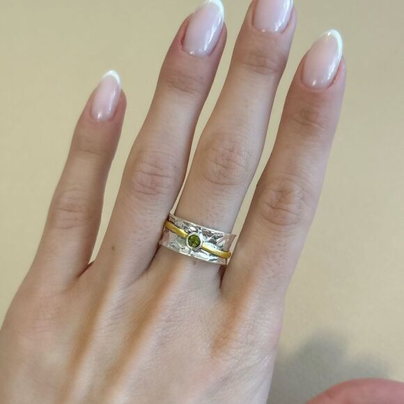 Green stone ring M1267 - Picture 2 of 4